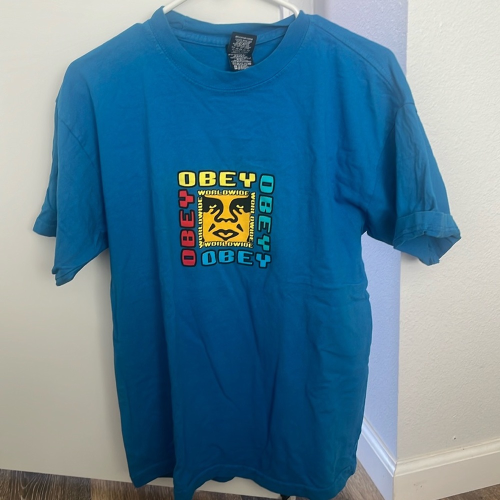 Obey unisex shirt